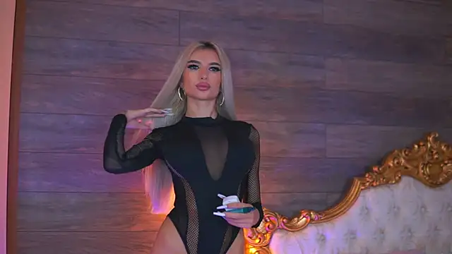 Juicy Jessye online show from October 25, 2025, 8:31 pm