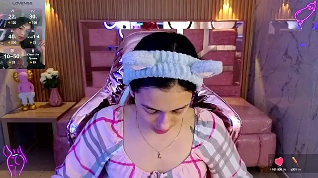 lilith petit sub online show from October 16, 2025, 3:26 am