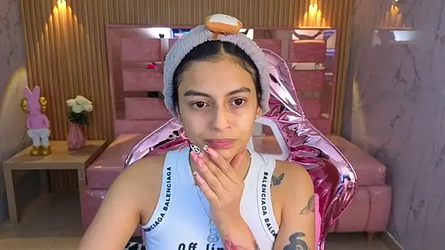 lilith petit sub online show from October 26, 2025, 12:49 pm