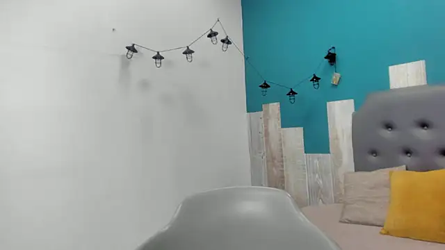 Snapshot of Frank_Millers chatting on October 2, 2025, 8:34 pm Frank Millers online show from October 2, 2025, 8:34 pm