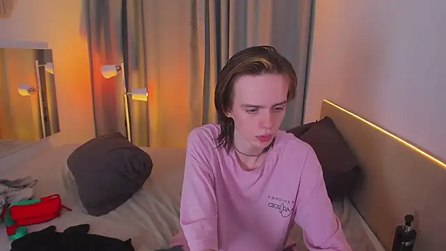 Fable  Boy online show from January 28, 2025, 6:17 pm