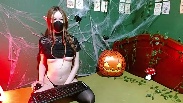 Snapshot of winter_elf_ chatting on October 9, 2025, 3:40 am winter elf online show from October 9, 2025, 3:40 am