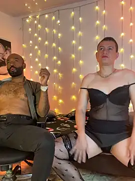 Simon Basset online show from September 24, 2025, 2:56 pm