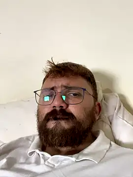 ruivinho66 online show from November 2, 2025, 6:02 pm