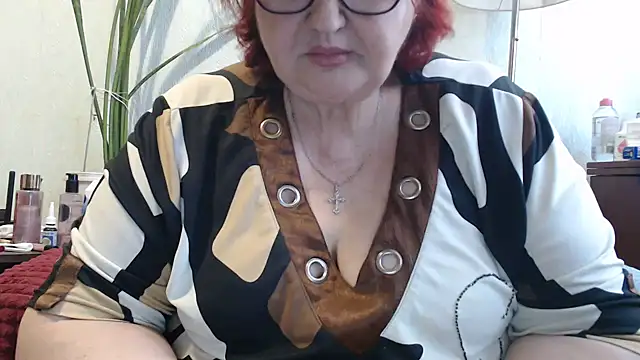 DeniseeRosea online show from May 9, 2026, 7:45 am