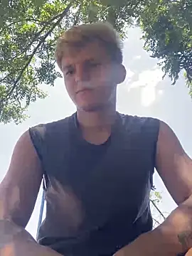 izan 20 online show from September 10, 2025, 4:17 pm