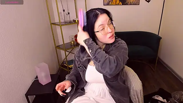 Manic pixie  online show from October 22, 2025, 11:20 am