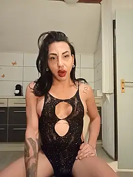 PiccolaDany online show from September 14, 2025, 5:35 pm