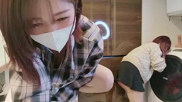 NA-KAREN-V8 online show from February 24, 2026, 1:23 pm