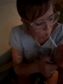 I am babydoll online show from November 16, 2025, 12:37 am