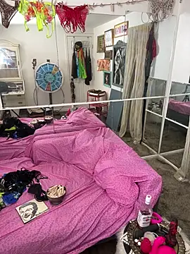 I am babydoll online show from December 16, 2025, 10:14 pm