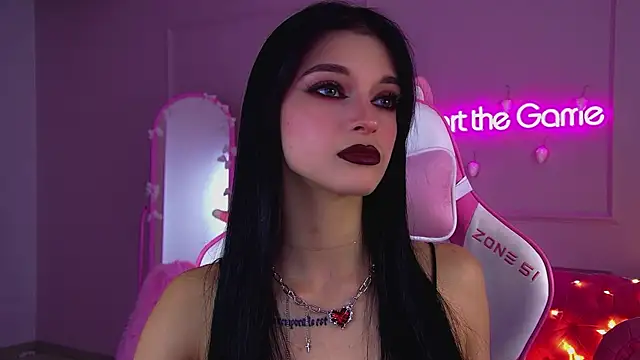 BeverlyMost online show from December 3, 2025, 6:29 pm