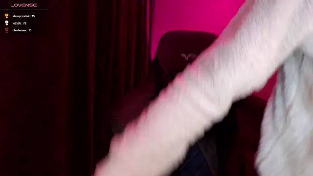 Snapshot of Ohmy_Nora_ chatting on March 7, 2025, 1:09 am Ohmy Nora online show from March 7, 2025, 1:09 am