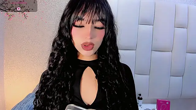 Angeles Busst online show from January 10, 2026, 8:37 pm