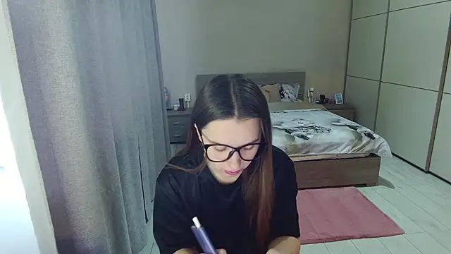 singletrouble online show from April 11, 2026, 4:53 am