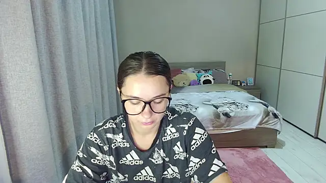 singletrouble online show from October 11, 2025, 4:24 am