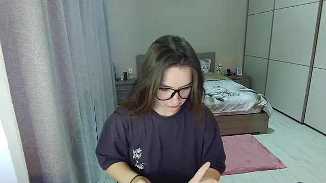 singletrouble online show from April 9, 2026, 4:47 am