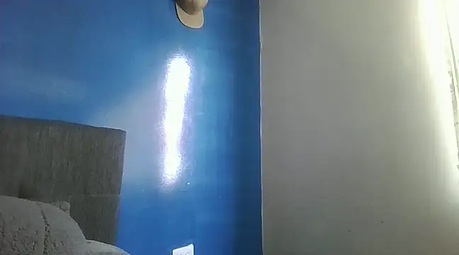 Isabella boom online show from February 6, 2025, 6:13 pm