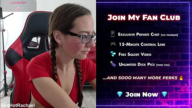 Snapshot of RedHotRachael chatting on November 18, 2025, 4:10 pm RedHotRachael online show from November 18, 2025, 4:10 pm