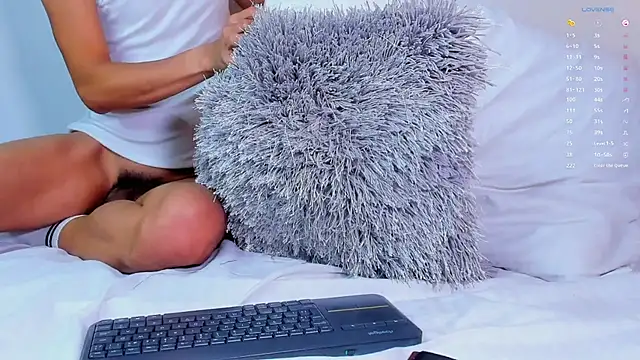 Jeremmy Love online show from October 13, 2025, 9:59 pm