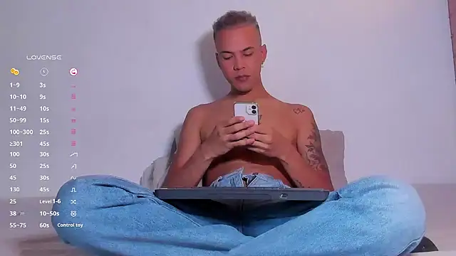 Jeremmy Love online show from April 8, 2026, 8:32 pm