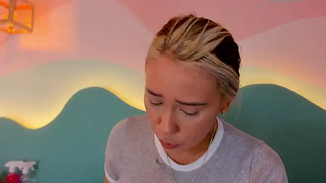 Lannajansen online show from January 8, 2026, 4:13 pm