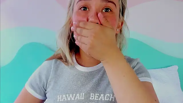 Lannajansen online show from November 1, 2025, 5:18 pm