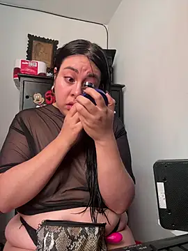 Sofi BBW online show from June 21, 2026, 12:22 pm