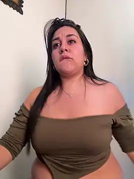 Sofi BBW online show from March 28, 2026, 8:32 pm