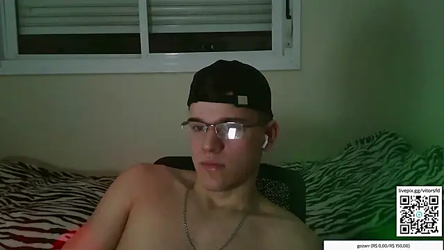 vitorsafado19 online show from November 5, 2025, 1:42 am