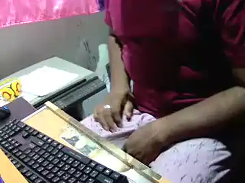 Snapshot of lolboy1234Z chatting on October 20, 2025, 3:12 pm lolboy1234Z online show from October 20, 2025, 3:12 pm