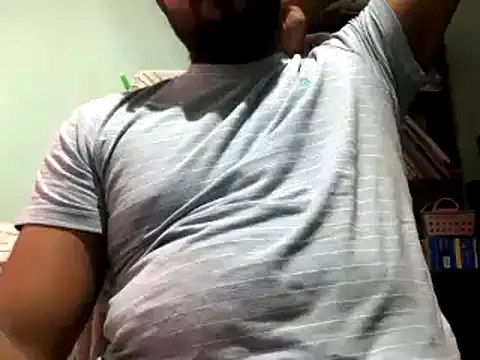 Snapshot of lolboy1234Z chatting on December 18, 2025, 5:50 pm lolboy1234Z online show from December 18, 2025, 5:50 pm