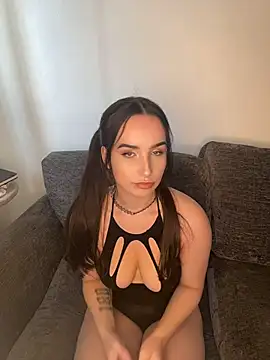 EllaEroticaX online show from July 5, 2026, 10:33 am