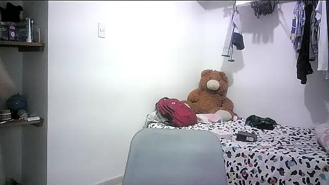 mariana0x online show from September 23, 2025, 5:53 pm