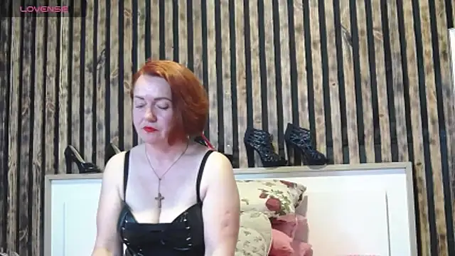Snapshot of Alis_Lovi chatting on May 11, 2026, 9:54 am Alis Lovi online show from May 11, 2026, 9:54 am