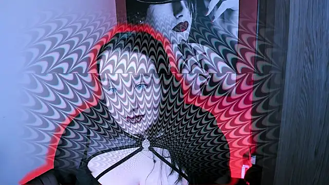 Snapshot of QueenOfHaze chatting on February 8, 2026, 2:42 am QueenOfHaze online show from February 8, 2026, 2:42 am