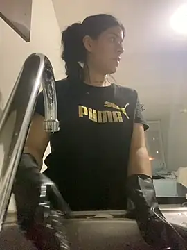 Hannah Jonhson online show from June 12, 2026, 1:03 am