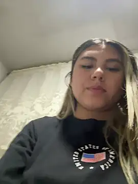 Snapshot of MeganCrow chatting on February 22, 2026, 3:20 am MeganCrow online show from February 22, 2026, 3:20 am