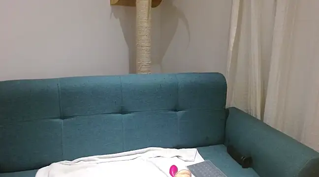 BrianaBrown1 online show from February 19, 2025, 11:57 pm