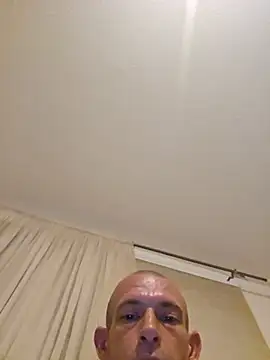 Kjnaughtyxh online show from June 29, 2026, 1:12 am