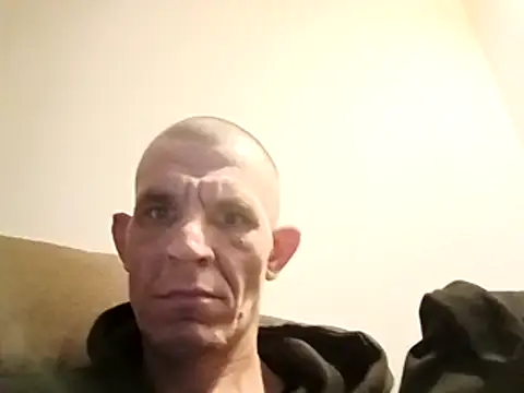 Snapshot of quest9299 chatting on October 24, 2025, 1:15 am quest9299 online show from October 24, 2025, 1:15 am