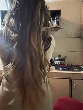 masmelorosa online show from October 26, 2025, 6:30 pm