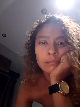 Snapshot of Zoedaniels chatting on March 21, 2025, 4:06 am Zoedaniels online show from March 21, 2025, 4:06 am