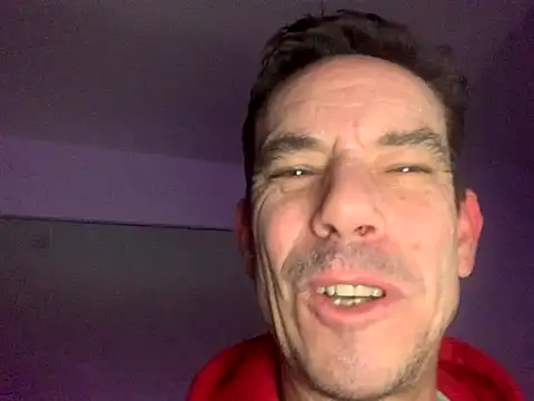 Snapshot of Kenhornu chatting on November 20, 2025, 12:00 am Kenhornu online show from November 20, 2025, 12:00 am