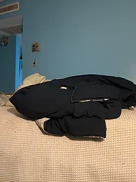 Snapshot of squirmxx10 chatting on March 4, 2025, 12:12 pm squirmxx10 online show from March 4, 2025, 12:12 pm