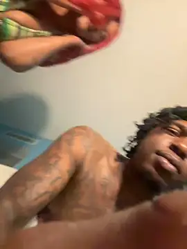 Snapshot of squirmxx10 chatting on March 10, 2025, 10:50 am squirmxx10 online show from March 10, 2025, 10:50 am