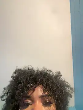 Snapshot of squirmxx10 chatting on February 12, 2025, 10:35 am squirmxx10 online show from February 12, 2025, 10:35 am