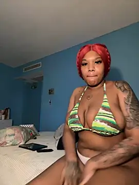 Snapshot of squirmxx10 chatting on February 18, 2025, 9:42 pm squirmxx10 online show from February 18, 2025, 9:42 pm