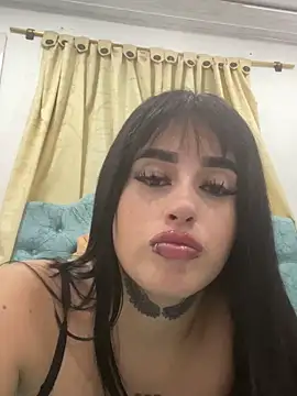 Girl milk7 online show from March 18, 2025, 6:50 am