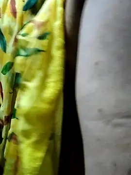 Snapshot of laxmitelugu78 chatting on March 9, 2025, 8:31 pm laxmitelugu78 online show from March 9, 2025, 8:31 pm